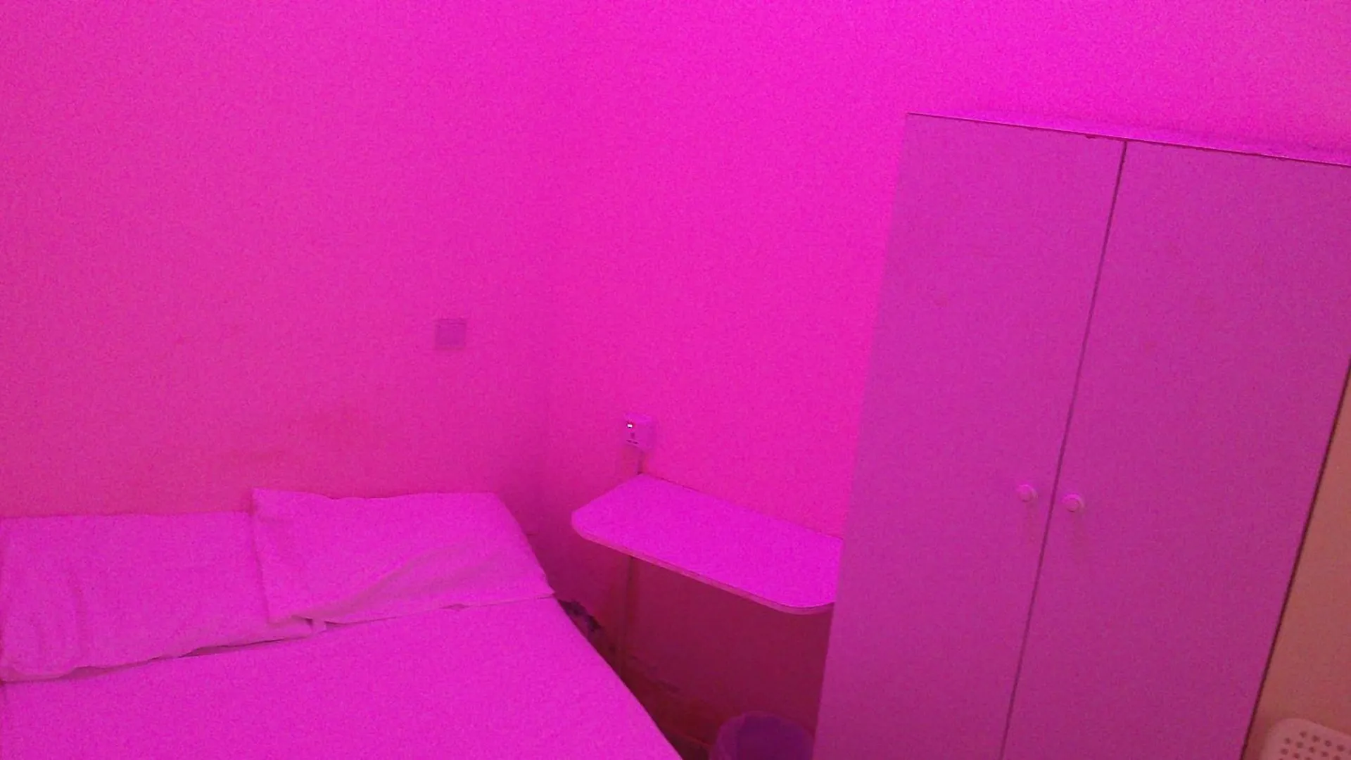 Ruby Star Budget Room With Shared Washroom Access G06 Dubai Birleşik Arap Emirlikleri