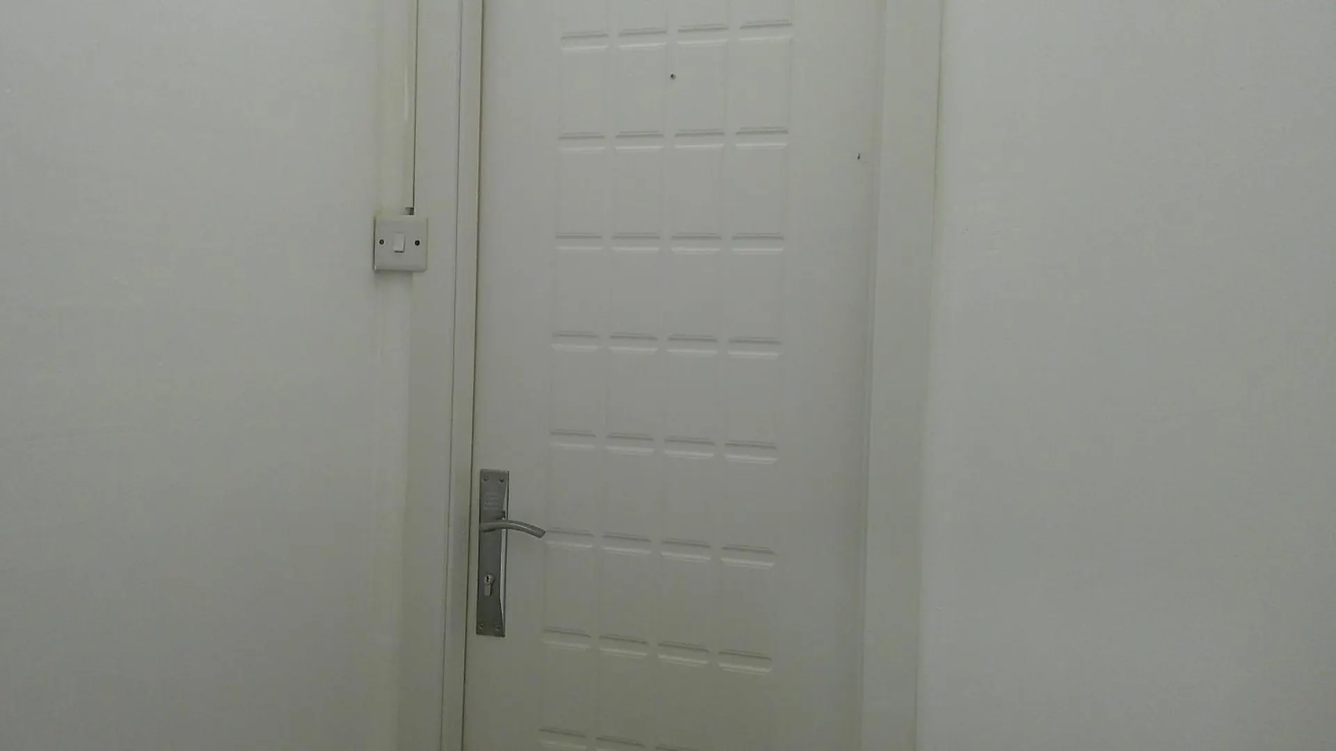 Ruby Star Budget Room With Shared Washroom Access G06 Dubai Han/Misafirhane