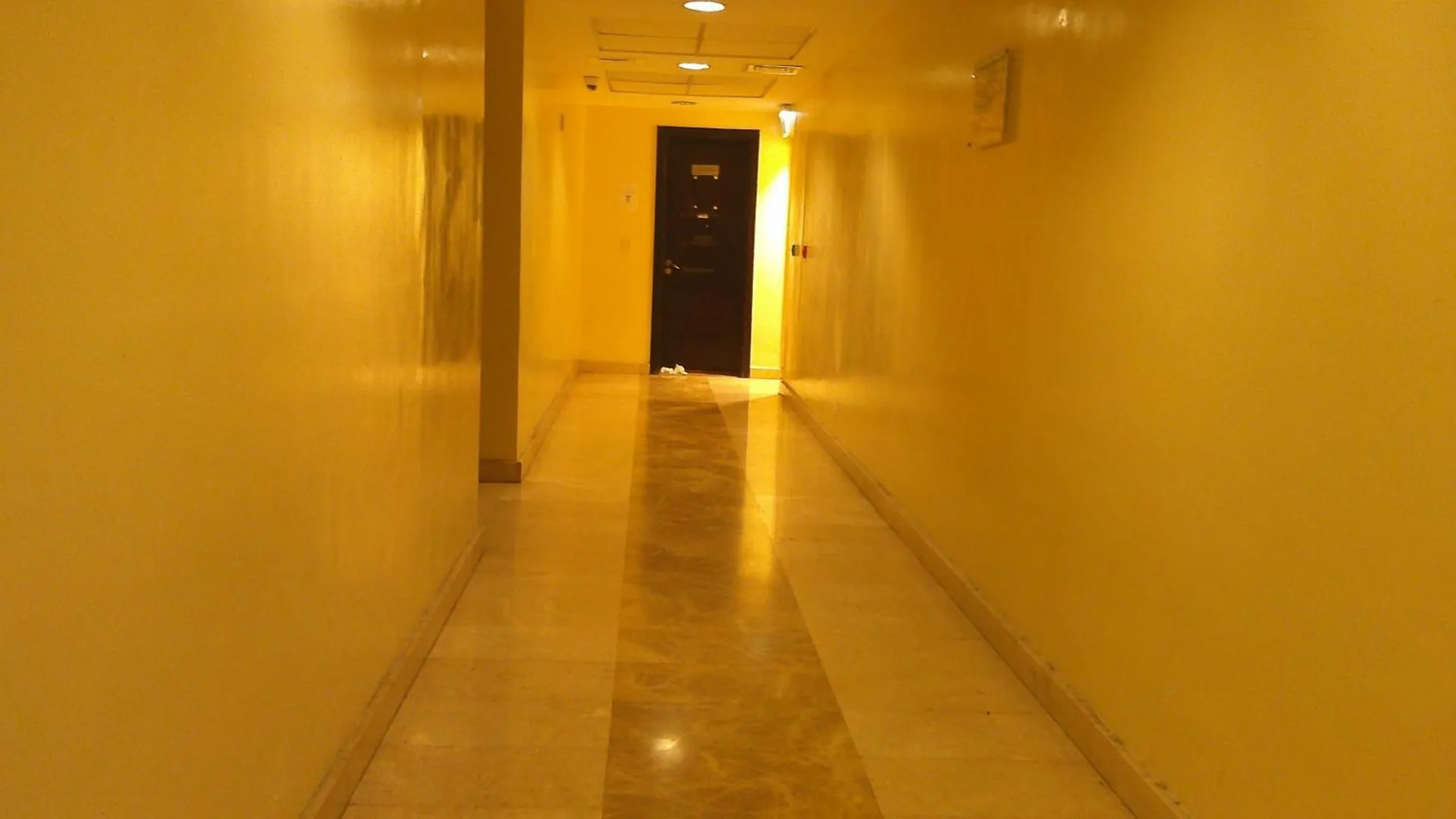 Ruby Star Budget Room With Shared Washroom Access G06 Dubai 0*,
