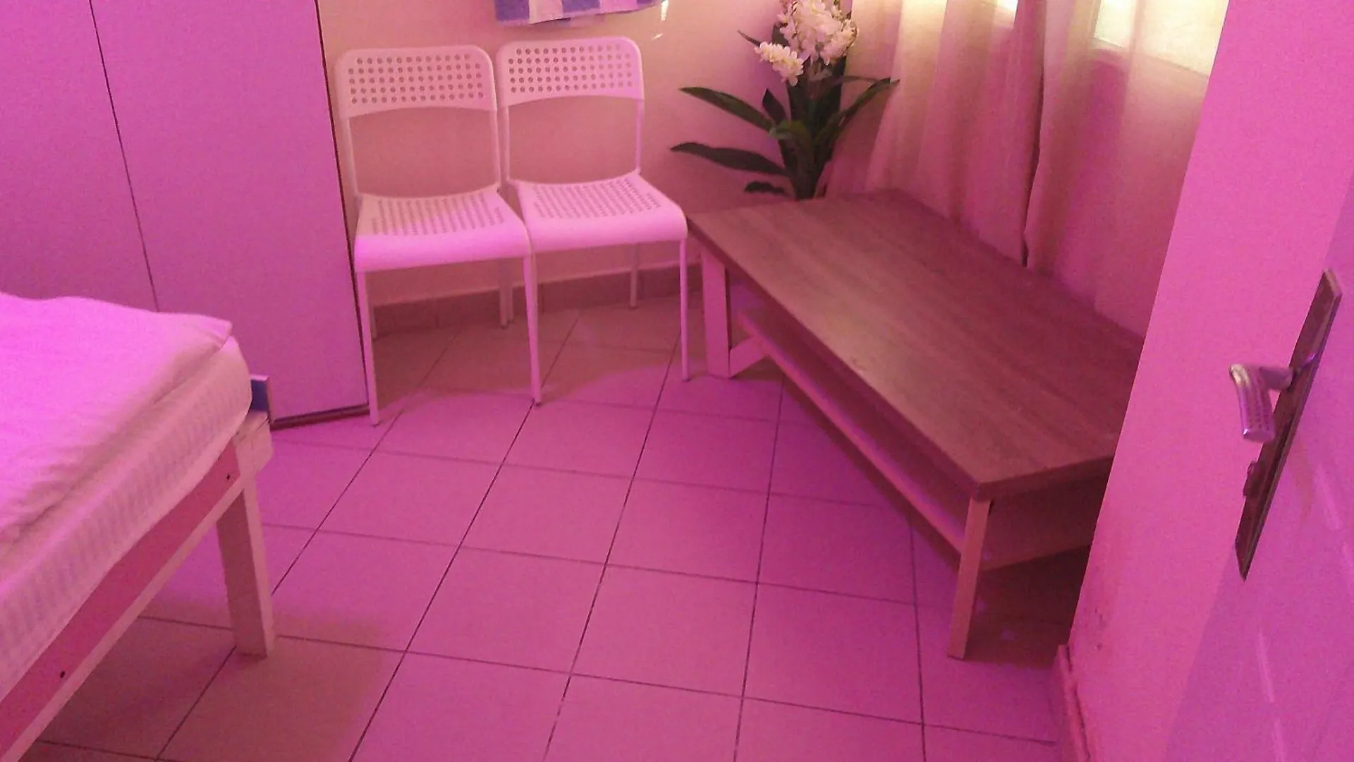 Ruby Star Budget Room With Shared Washroom Access G06 Dubai